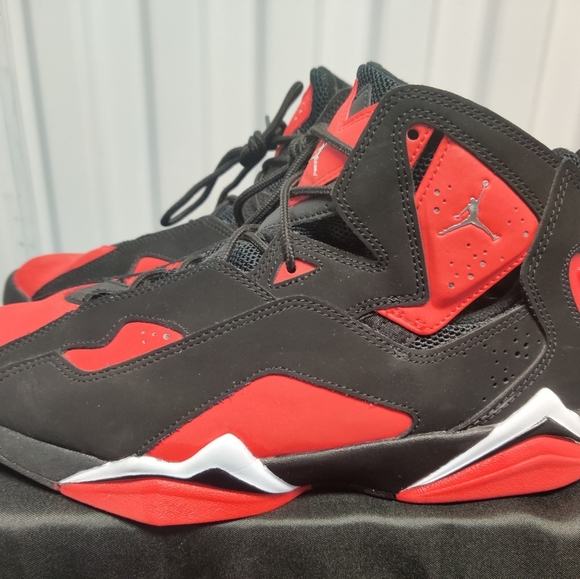 Jordan Other - Air Jordan True Flight Bred Retro Size 8.5